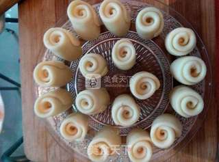 紫薯蛋黄酥的做法步骤:9