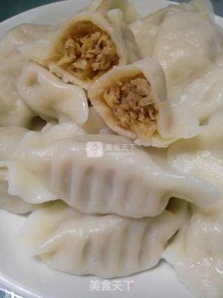 酸菜五花肉水饺的做法步骤:8