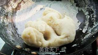 陕西风味小吃“炸油糕”的做法步骤:2