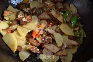 土豆炒肉片的做法步骤:6