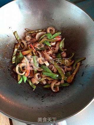 辣椒炒肉皮的做法步骤:8