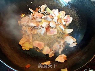 杏鲍菇炒肉片的做法步骤:4