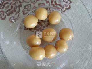 蔓越梅椰蓉月饼的做法步骤:4