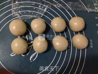 豆沙蛋黄酥的做法步骤:10