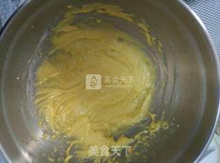 浓醇焦糖味纸杯蛋糕的做法步骤:6