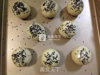 豆沙蛋黄酥的做法步骤:23
