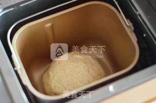 全麦面包的做法步骤:2