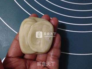 豆沙蛋黄酥的做法步骤:18