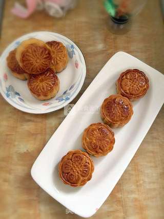 豆沙月饼的做法步骤:12