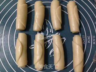 豆沙蛋黄酥的做法步骤:13