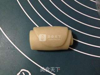 豆沙蛋黄酥的做法步骤:15