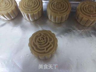 广式五仁月饼的做法步骤:17
