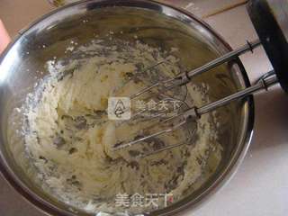 蔓越莓椰蓉月饼的做法步骤:4