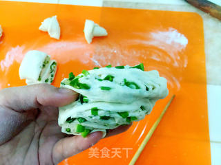 葱香花卷的做法步骤:18