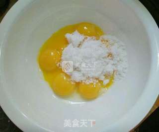 奶油纸杯蛋糕的做法步骤:2