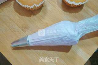 奶油纸杯蛋糕的做法步骤:13
