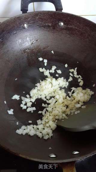 自制黑胡椒肉酱面的做法步骤：2