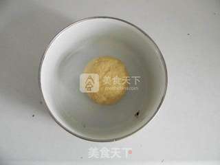 黑芝麻花生馅苏式月饼的做法步骤:2