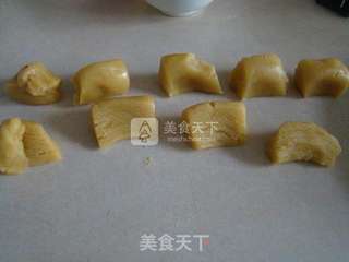 蔓越莓椰蓉月饼的做法步骤:9