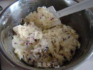 蔓越莓椰蓉月饼的做法步骤:7