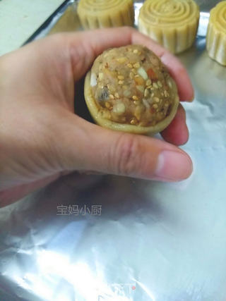 广式五仁月饼的做法步骤:13