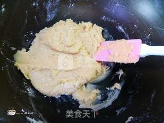 广式豆沙月饼的做法步骤:4