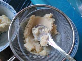 四色桃山月饼的做法步骤:13
