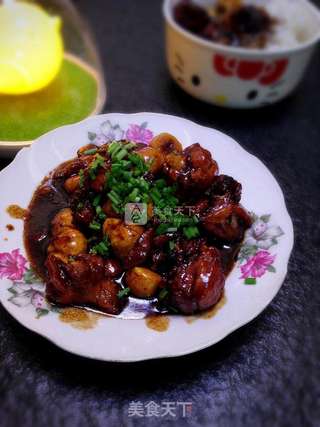 板栗烧鸡的做法步骤:5