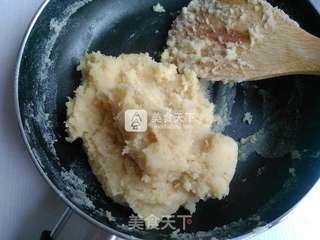 四色桃山月饼的做法步骤:22