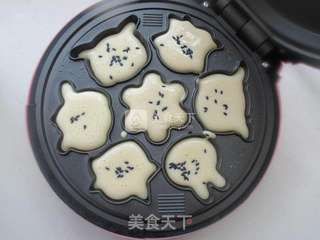 黑芝麻小蛋糕的做法步骤:10