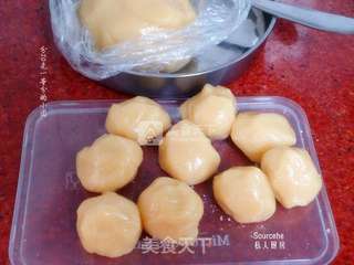 广式火腿五仁月饼的做法步骤:9