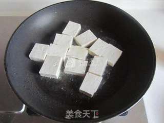 雪菜肉末烧豆腐的做法步骤:2