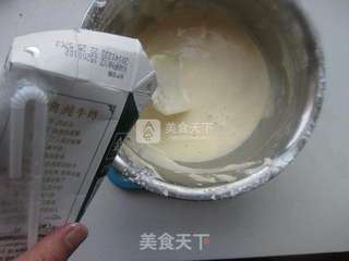 黑芝麻小蛋糕的做法步骤:5