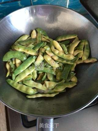 豆角炖粉条的做法步骤:2