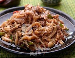 金针菇炒牛腩的做法步骤:7