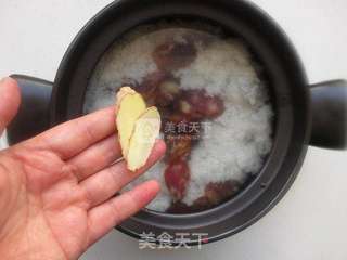 腊味海鲜粥的做法步骤:3