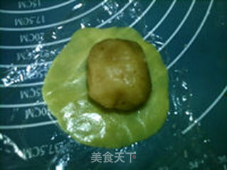 广式白莲月饼的做法步骤:11