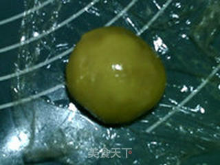 广式白莲月饼的做法步骤:13