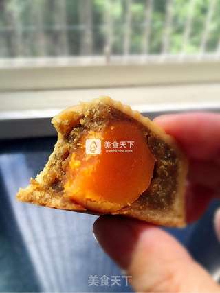 广式月饼的做法步骤:23