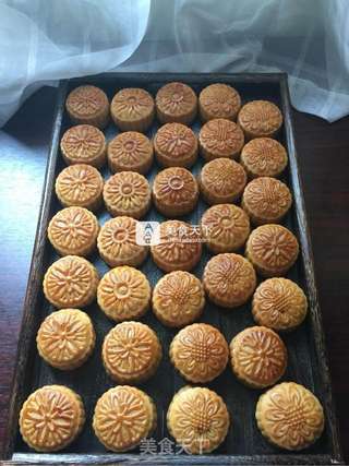 广式月饼的做法步骤:20