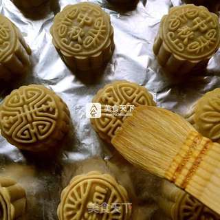广式月饼的做法步骤:17