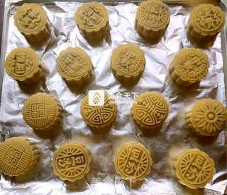 广式月饼的做法步骤:15
