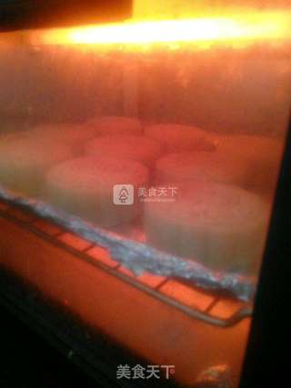 老式提浆五仁月饼的做法步骤:11