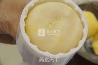 【中秋佳节】奶黄冰皮月饼的做法步骤:9