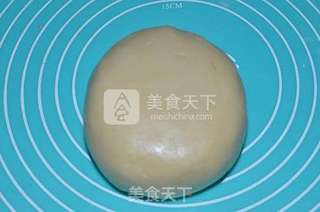 玫瑰果仁双酥月饼的做法步骤:8