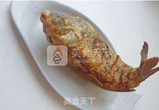 糖醋鲤鱼的做法步骤:9