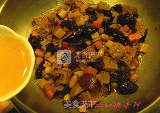 蜜汁什锦烤麸的做法步骤:10