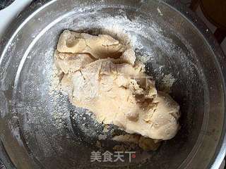 新式五仁月饼的做法步骤:7
