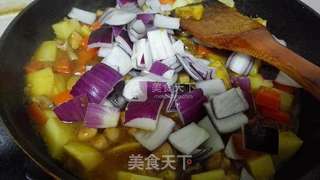 白领快手菜--【咖喱鸡肉】的做法步骤：3