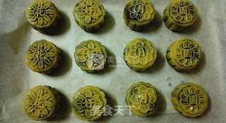 花好月圆——豆沙月饼的做法步骤:18